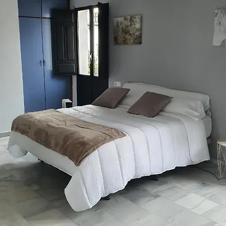 Aparthotel Casa Morena Mia *